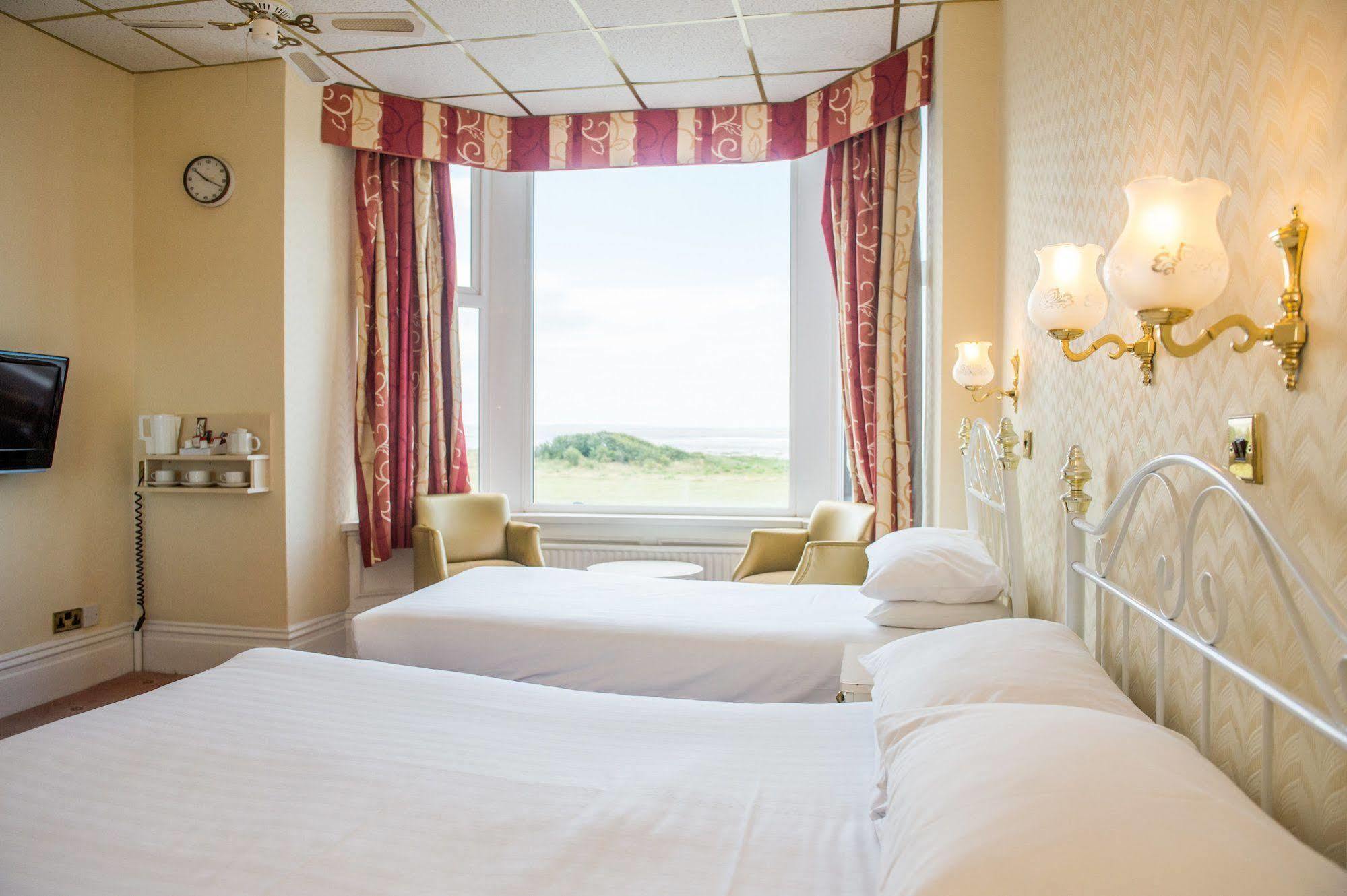 The Chadwick Hotel リザム・セント・アンズ エクステリア 写真